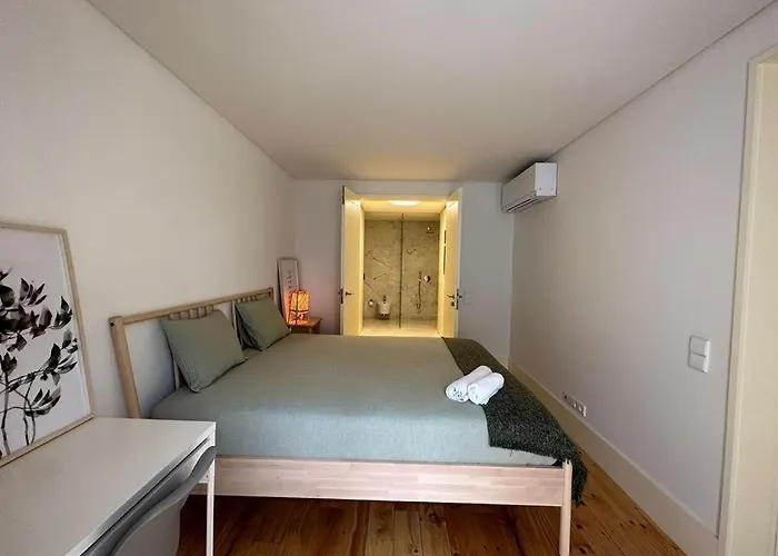 Penzion In Cozy Shared In The Center Of